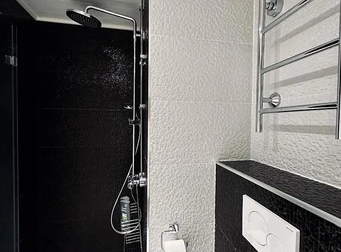 شقة Moderni Yksioe Parvekkeella,, Erinomainen Sijainti